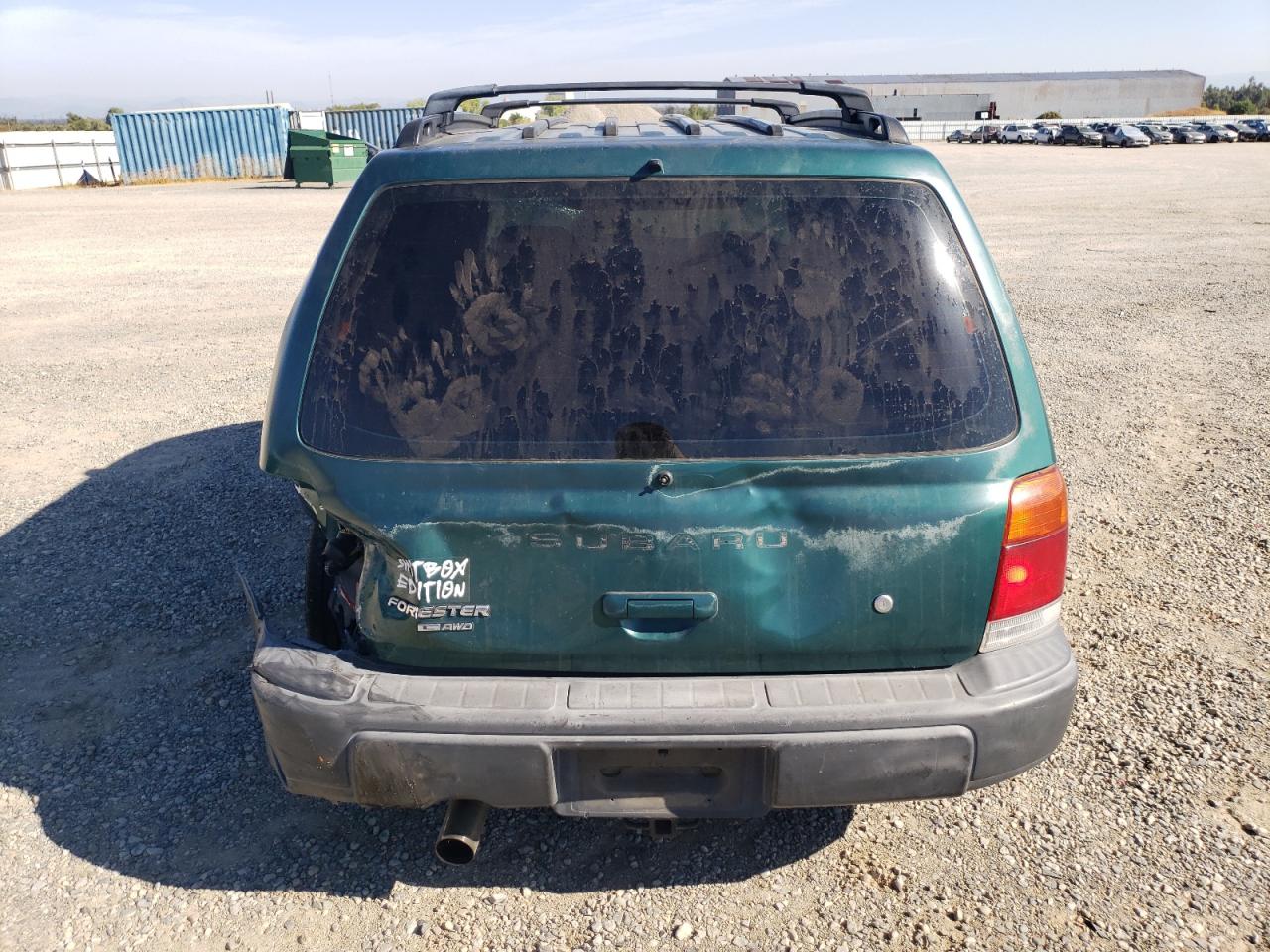 1998 Subaru Forester L VIN: JF1SF6359WG705998 Lot: 70303674