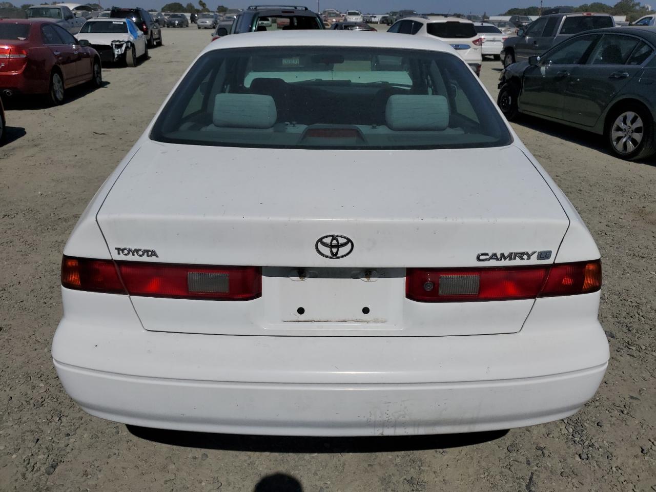 4T1BG22K8XU421624 1999 Toyota Camry Ce