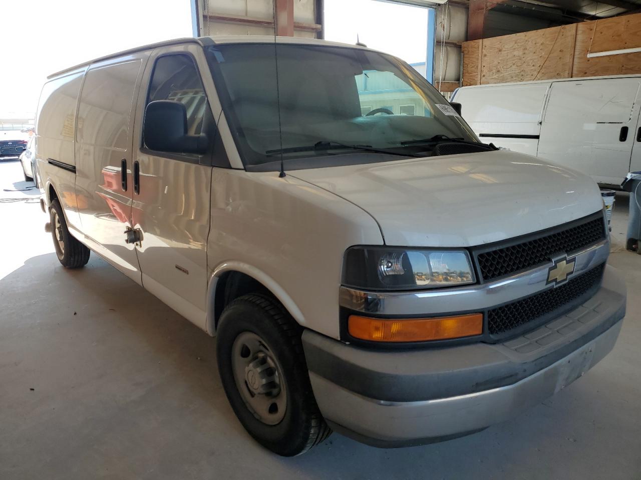 VIN 1GCZGUCL8D1162720 2013 CHEVROLET EXPRESS no.4