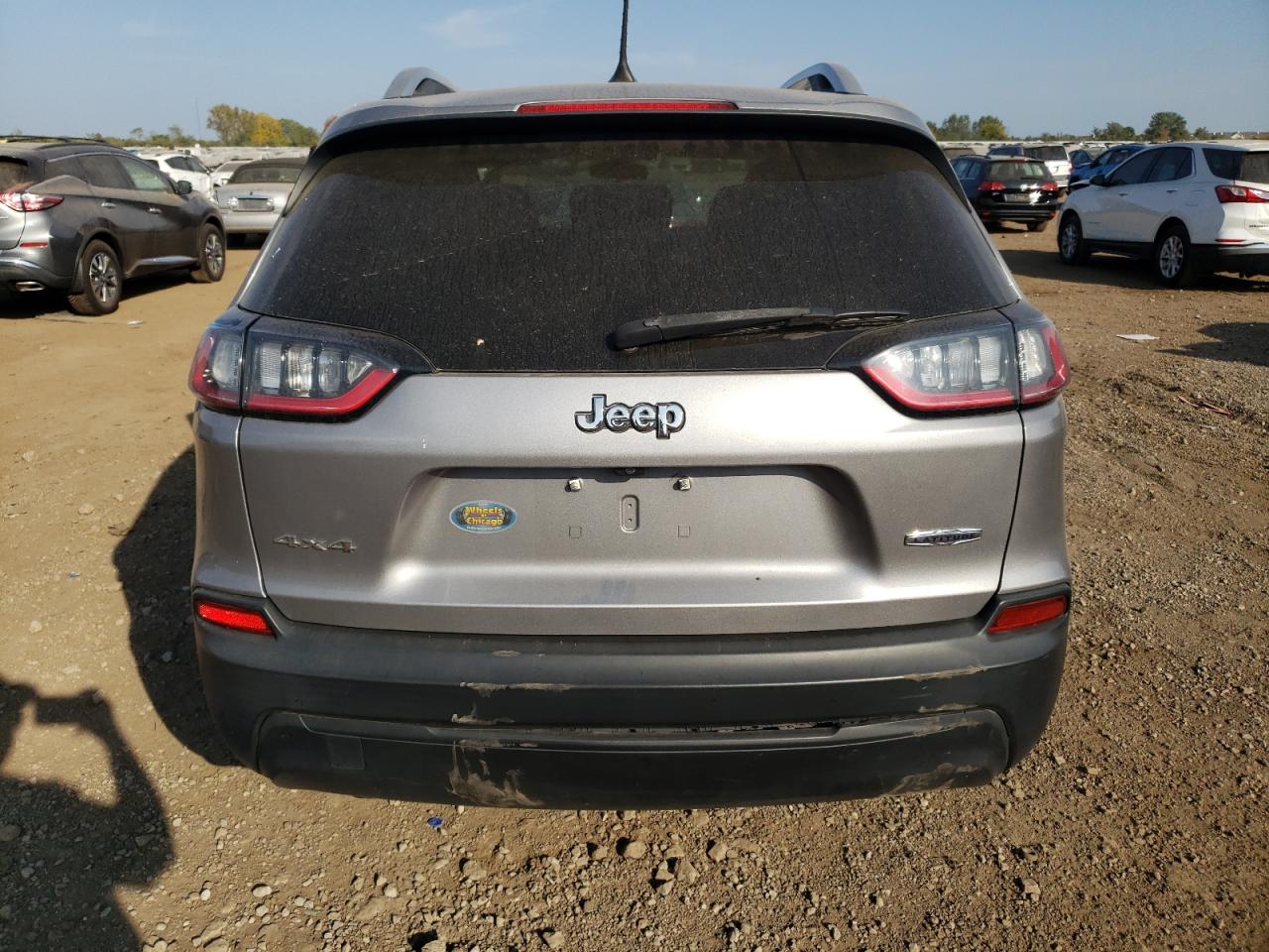 1C4PJMCB0KD485736 2019 Jeep Cherokee Latitude