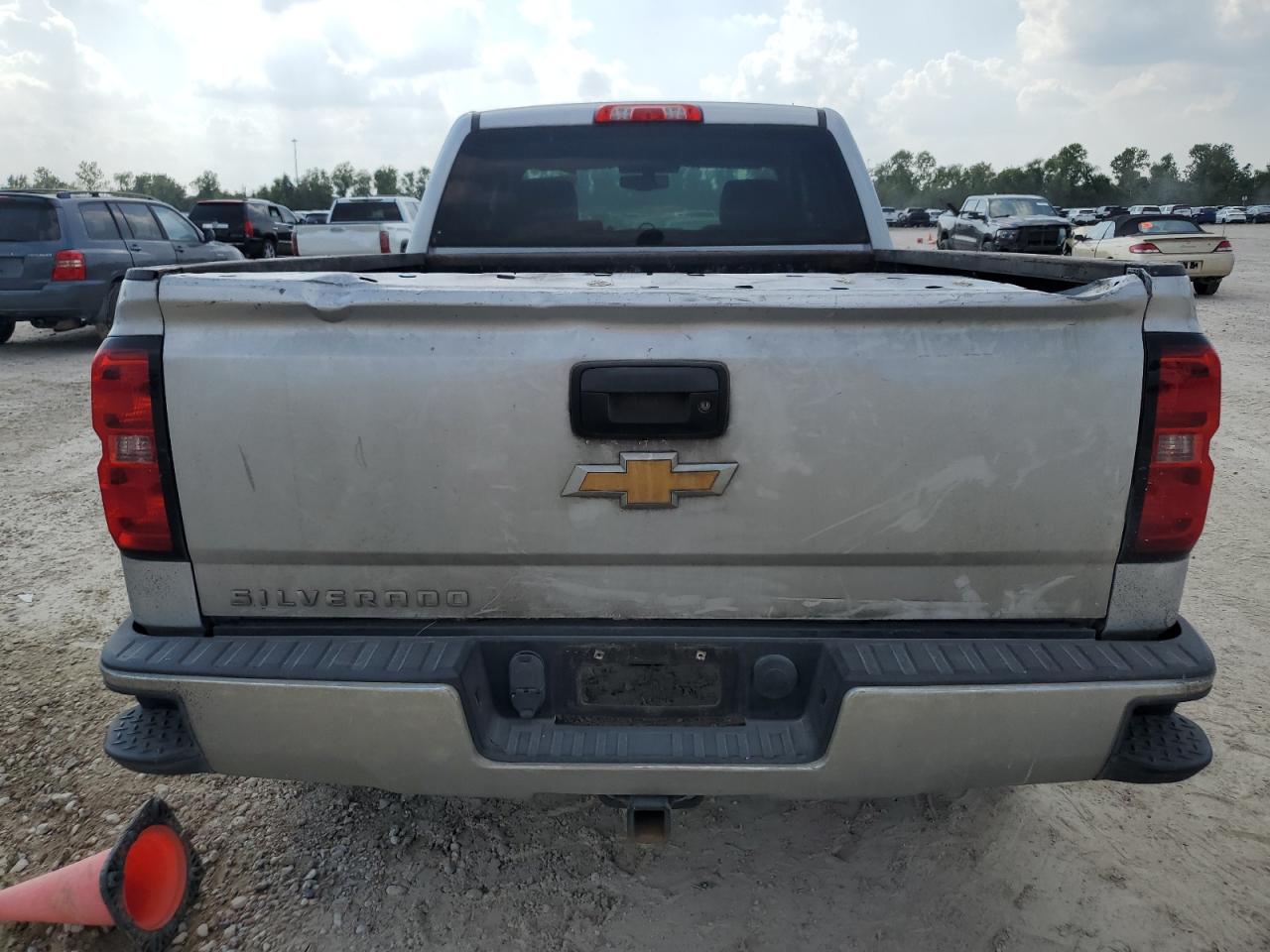 1GCRCPEH3FZ165454 2015 Chevrolet Silverado C1500