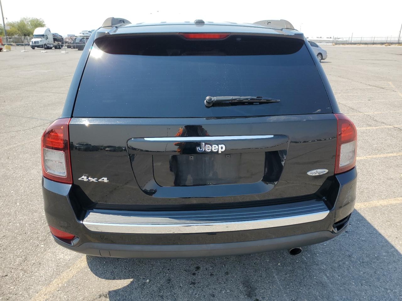 1C4NJDEB1GD572945 2016 Jeep Compass Latitude