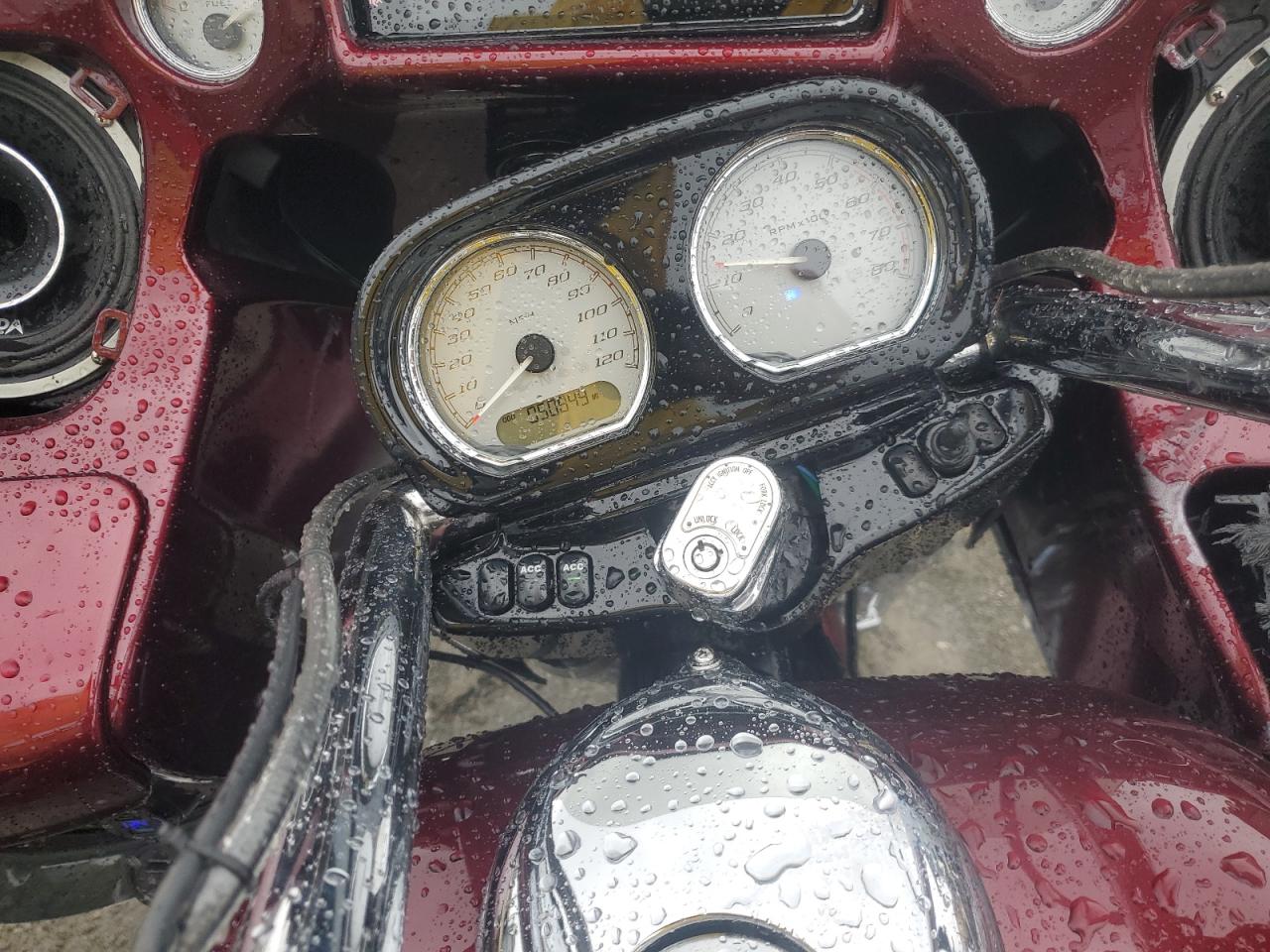 2015 Harley-Davidson Fltrx Road Glide VIN: 1HD1KHM18FB698062 Lot: 72851174