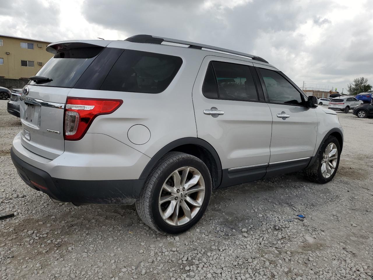 1FM5K7D86DGC18736 2013 Ford Explorer Xlt