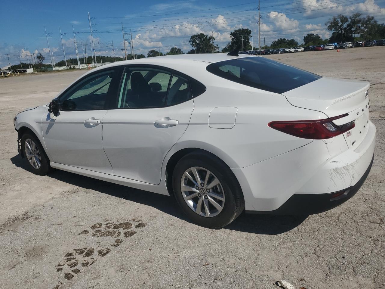 4T1DAACK4SU002116 2025 TOYOTA CAMRY - Image 2