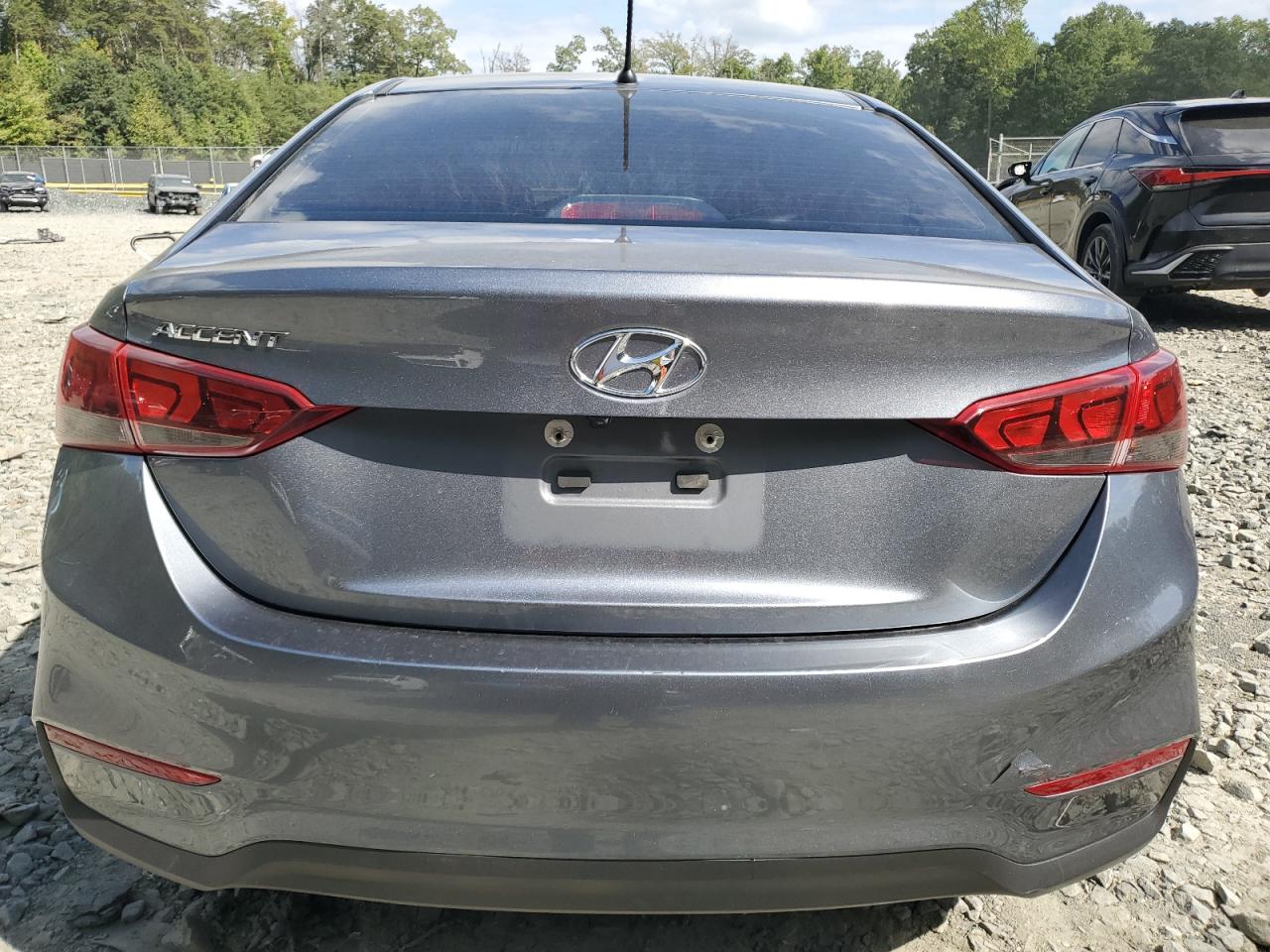 2019 Hyundai Accent Se VIN: 3KPC24A38KE057807 Lot: 74661604