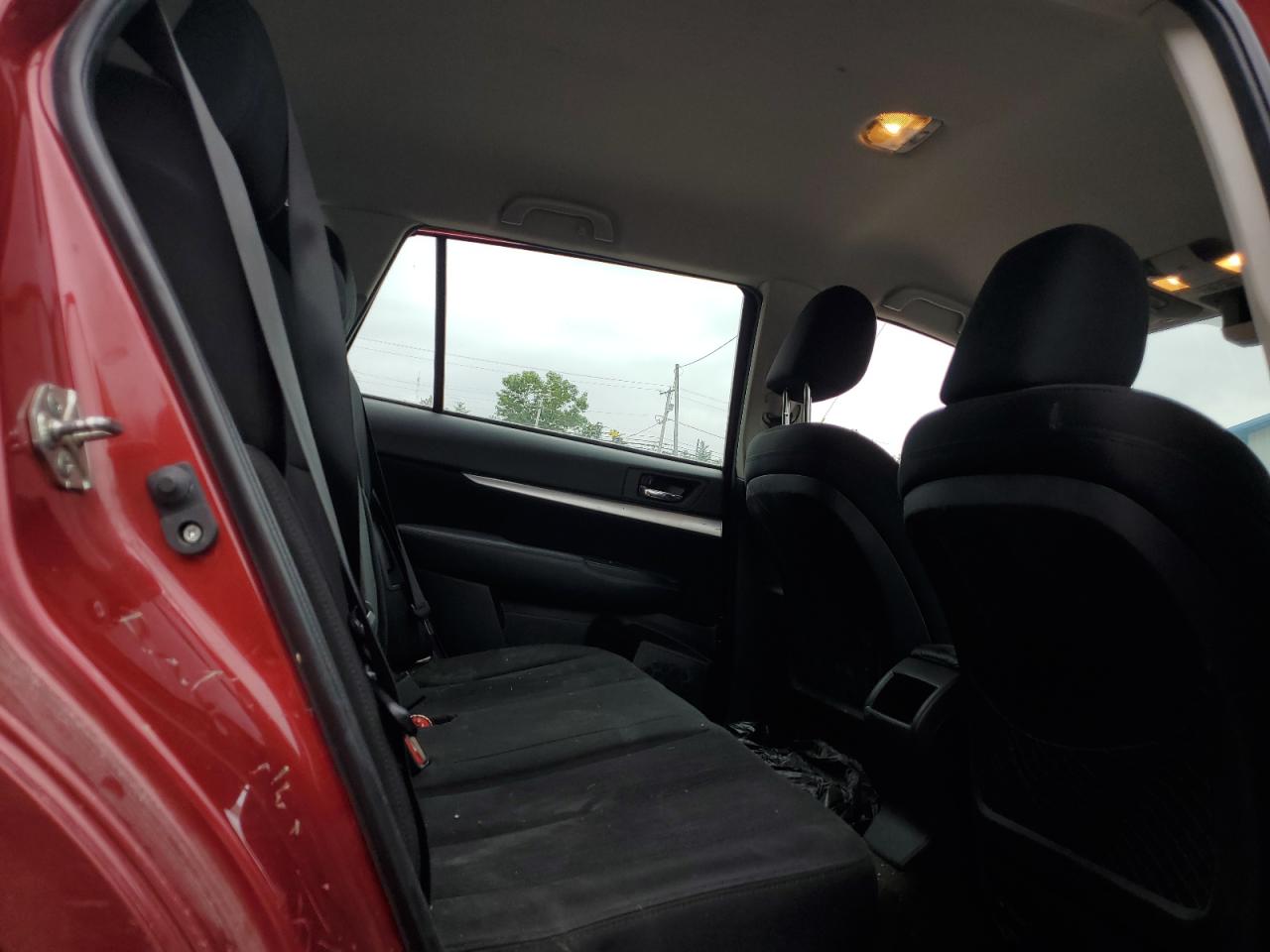 2014 Subaru Outback - Image 10