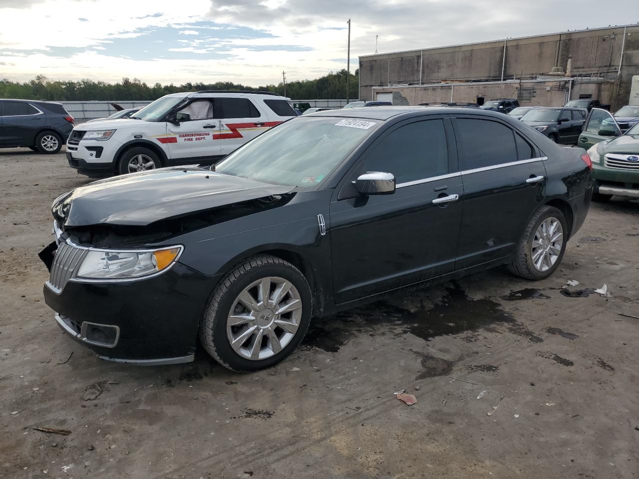 2011 Lincoln MKZ - Image 1