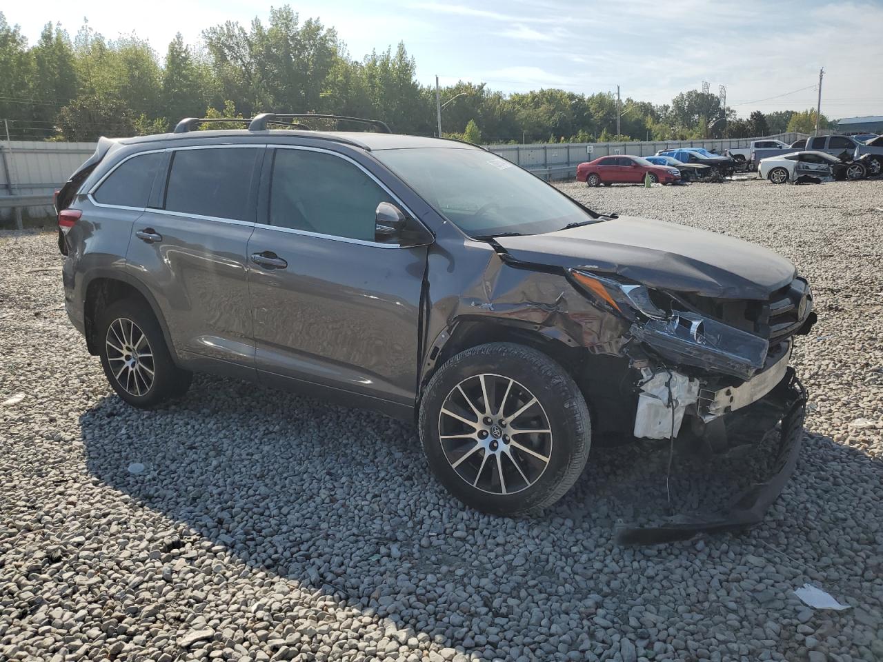 2018 Toyota Highlander Se VIN: 5TDJZRFH9JS866581 Lot: 70975144