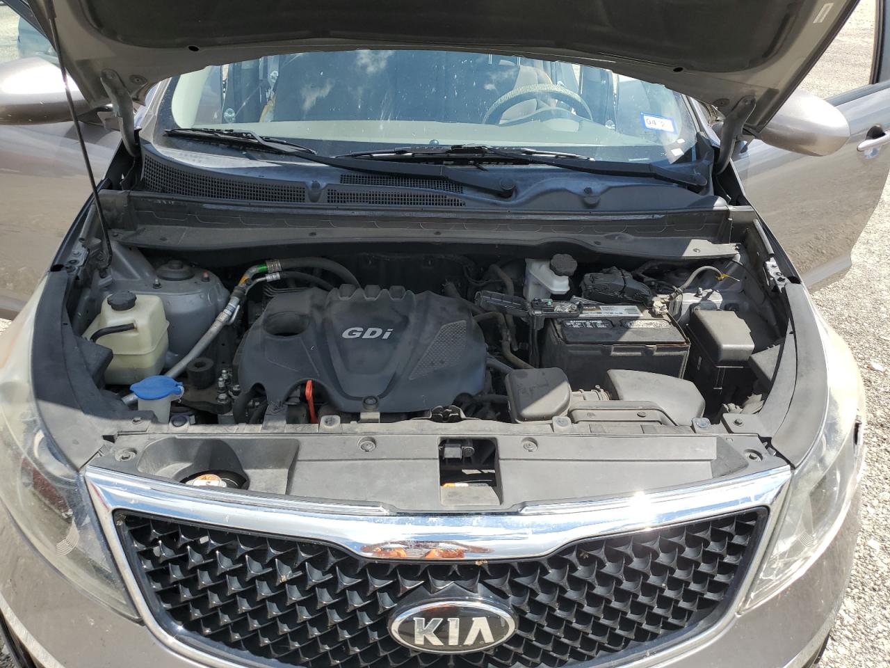 KNDPBCAC9F7704863 2015 Kia Sportage Lx