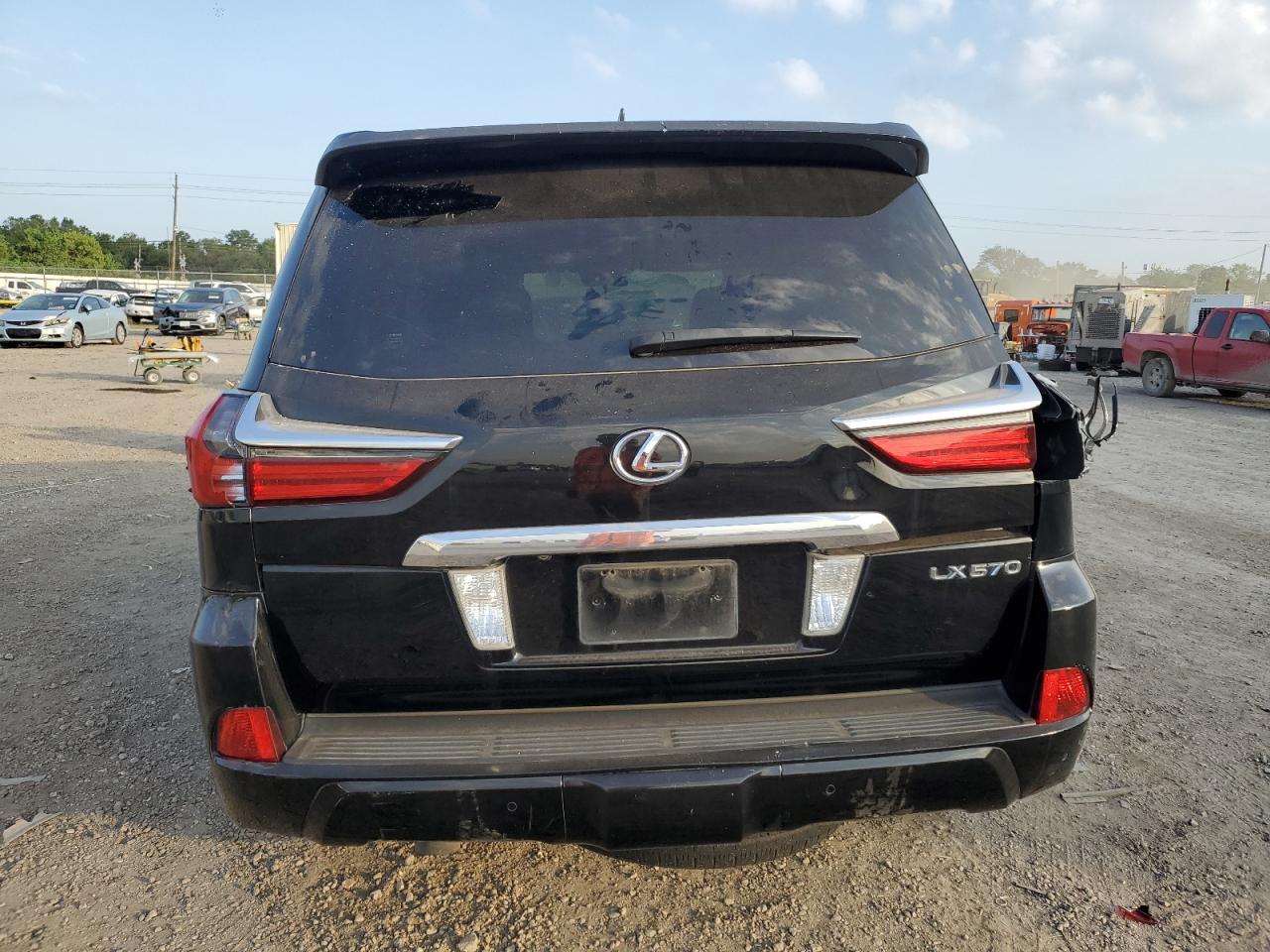 JTJHY7AX3H4234537 2017 Lexus Lx 570