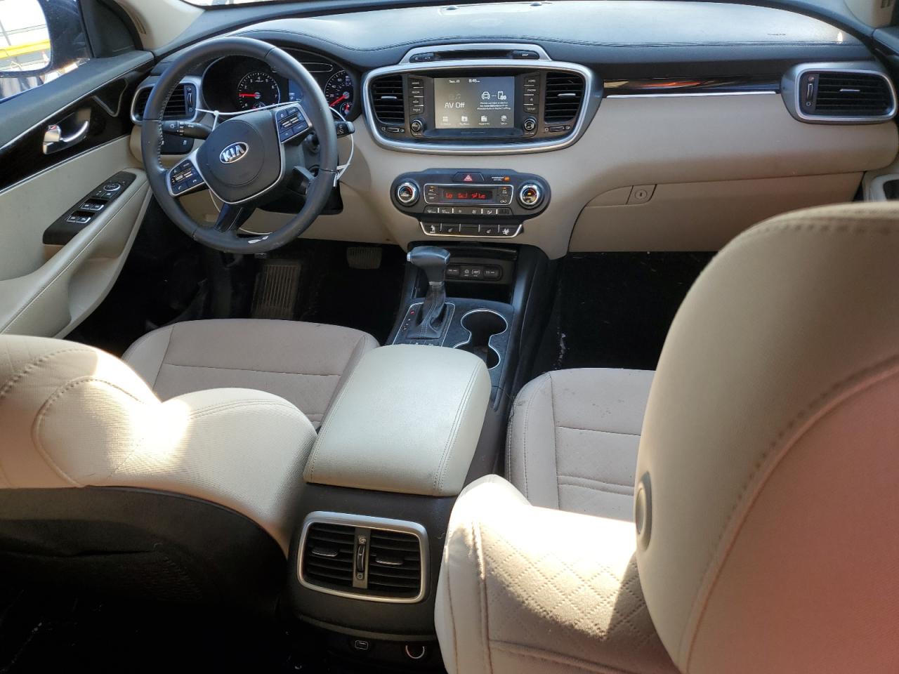 5XYPGDA57KG492342 2019 Kia Sorento Lx