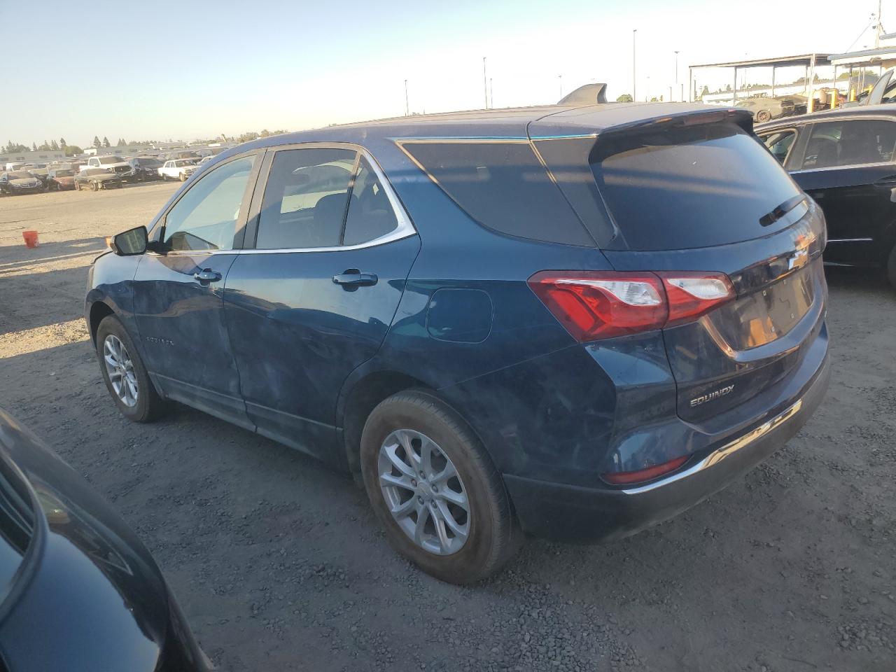 2GNAXUEV3M6122299 2021 CHEVROLET EQUINOX - Image 2