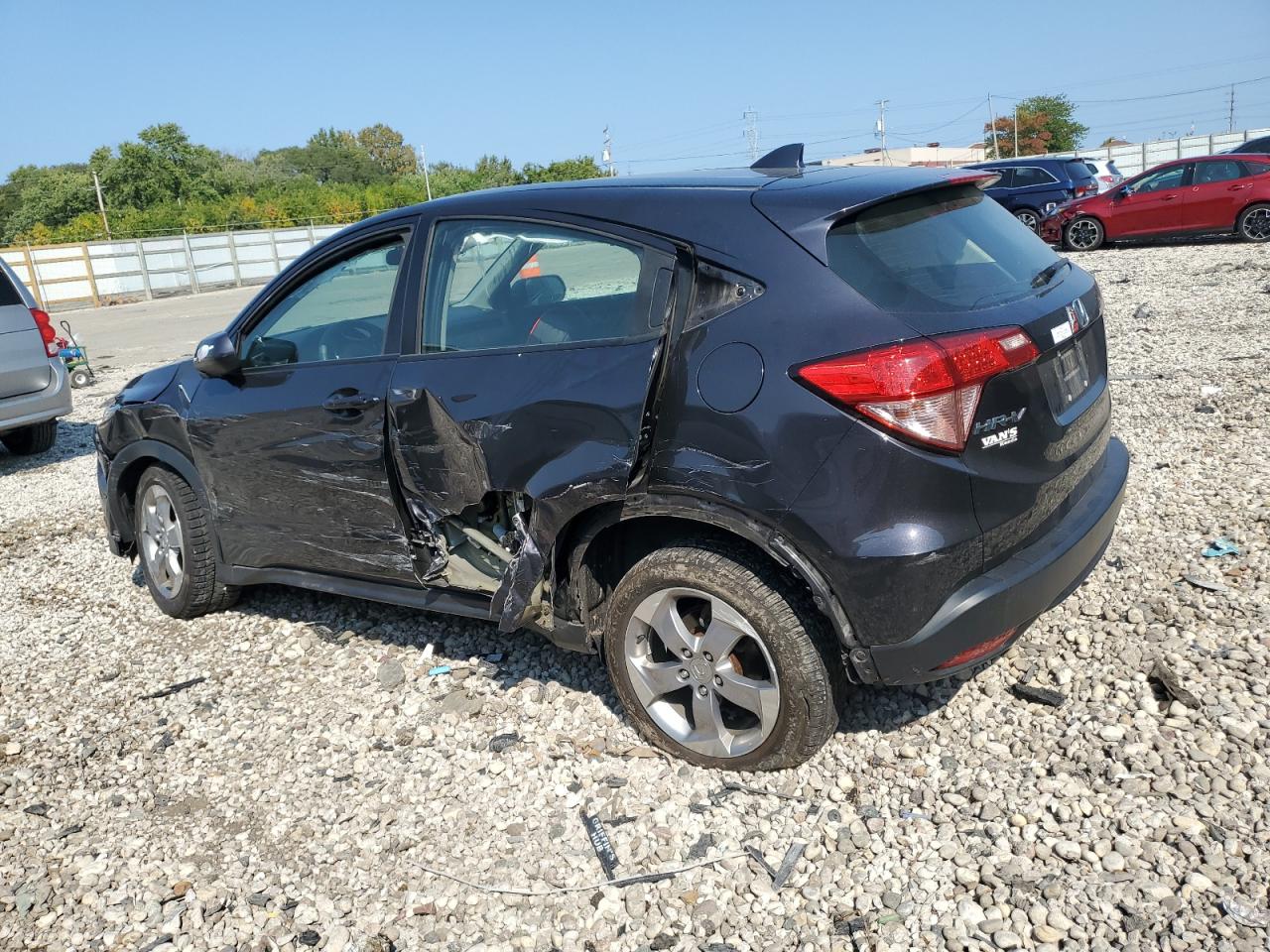 3CZRU6H36HM709869 2017 Honda Hr-V Lx