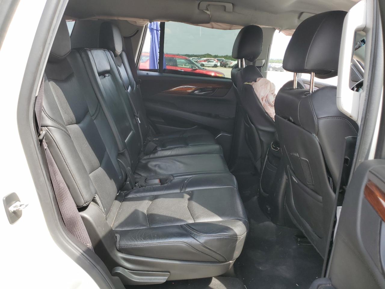 1GYS3AKJ8FR258504 2015 Cadillac Escalade