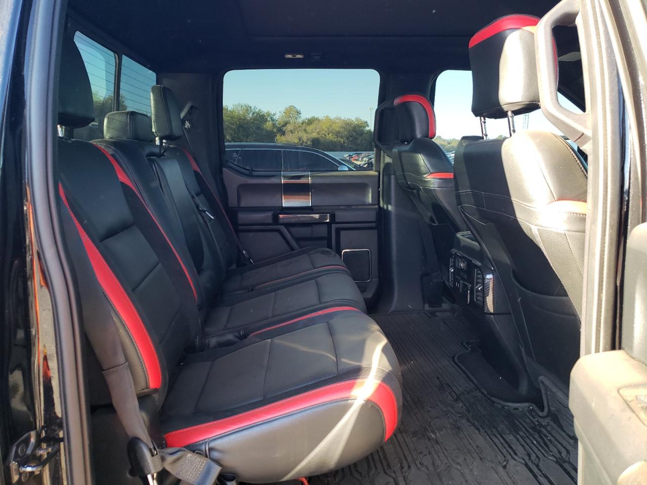 2019 Ford F150 Raptor VIN: 1FTFW1RG3KFB96367 Lot: 70929033