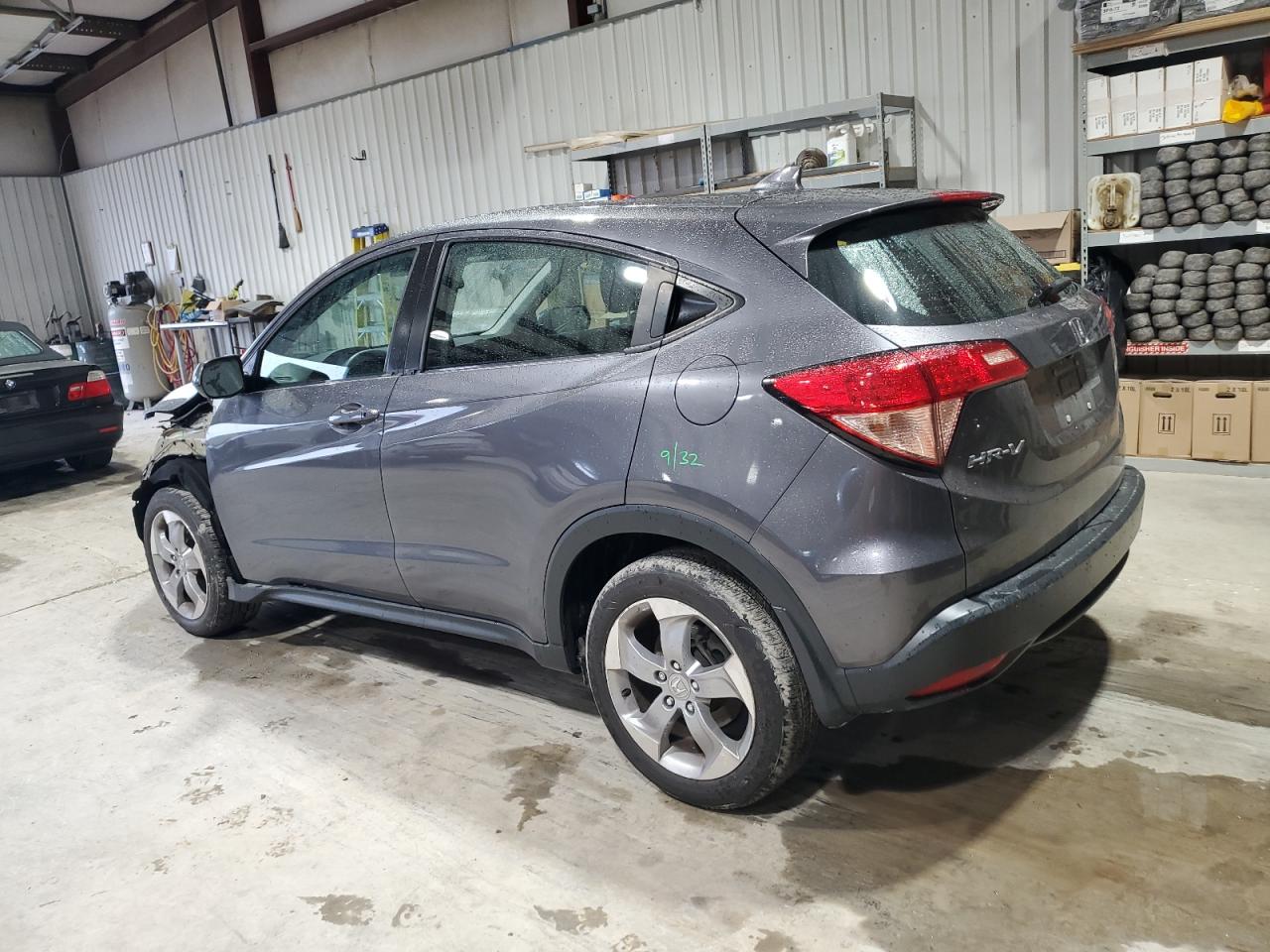 3CZRU5H34GM748386 2016 HONDA HR-V - Image 2