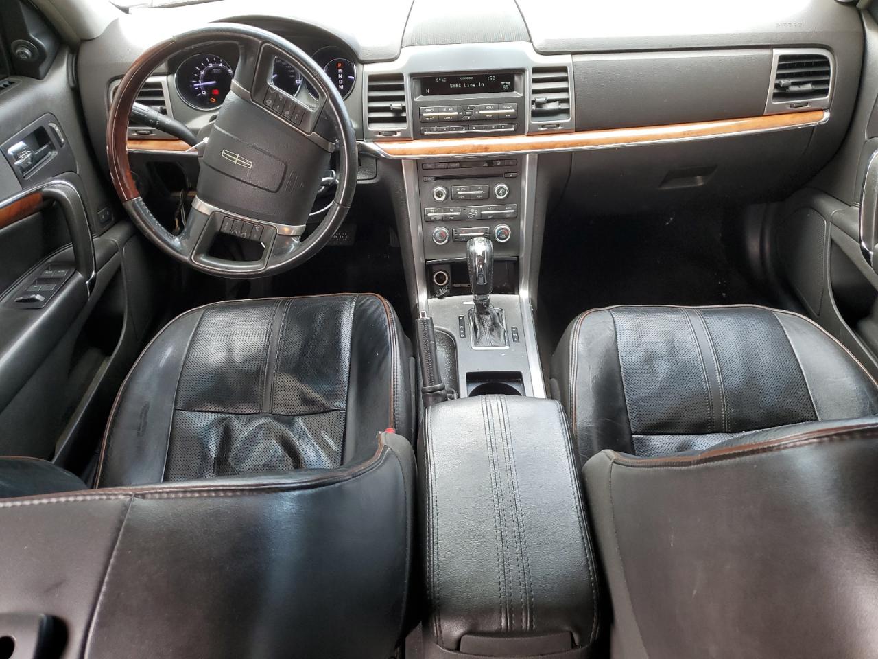2010 Lincoln MKZ - Image 8