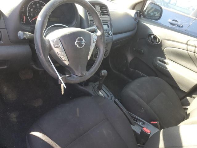  NISSAN VERSA 2015 Синий