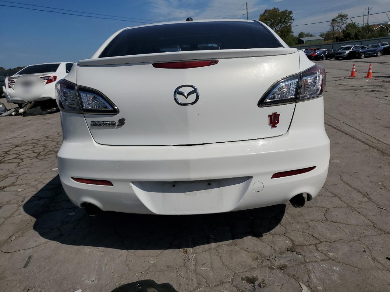 2011 Mazda 3 S VIN: JM1BL1W65B1380127 Lot: 71825264