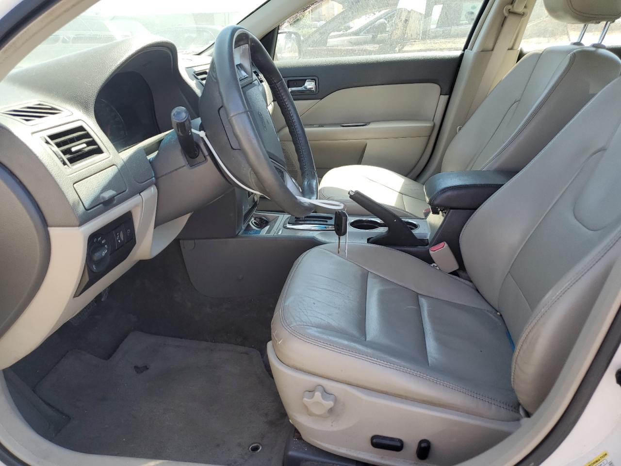 2010 Ford Fusion Hybrid VIN: 3FADP0L35AR227842 Lot: 70020984