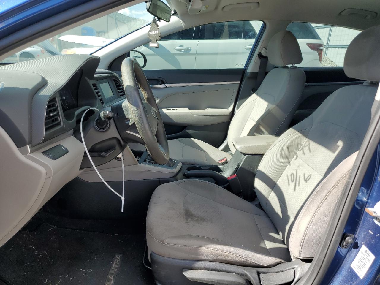 5NPD74LF9KH481599 2019 Hyundai Elantra Se