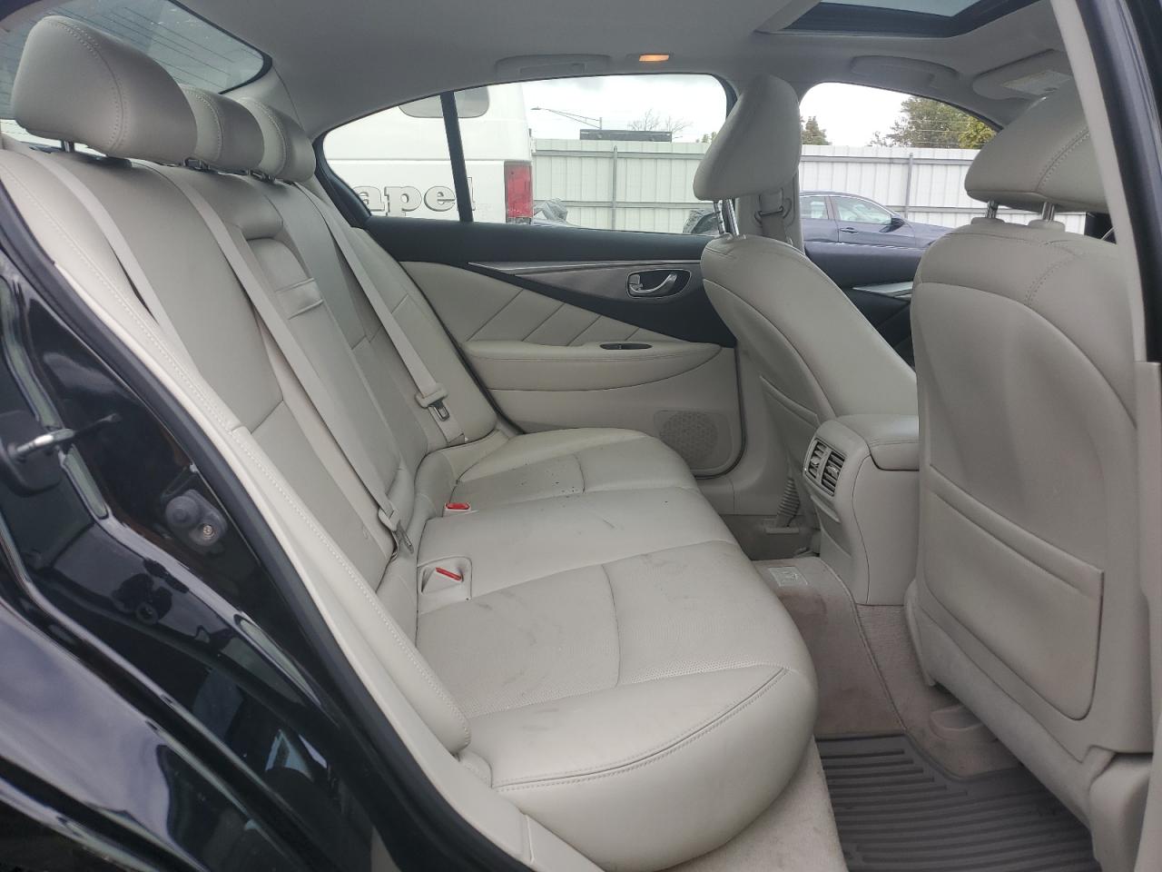 JN1BV7AR0FM390747 2015 Infiniti Q50 Base