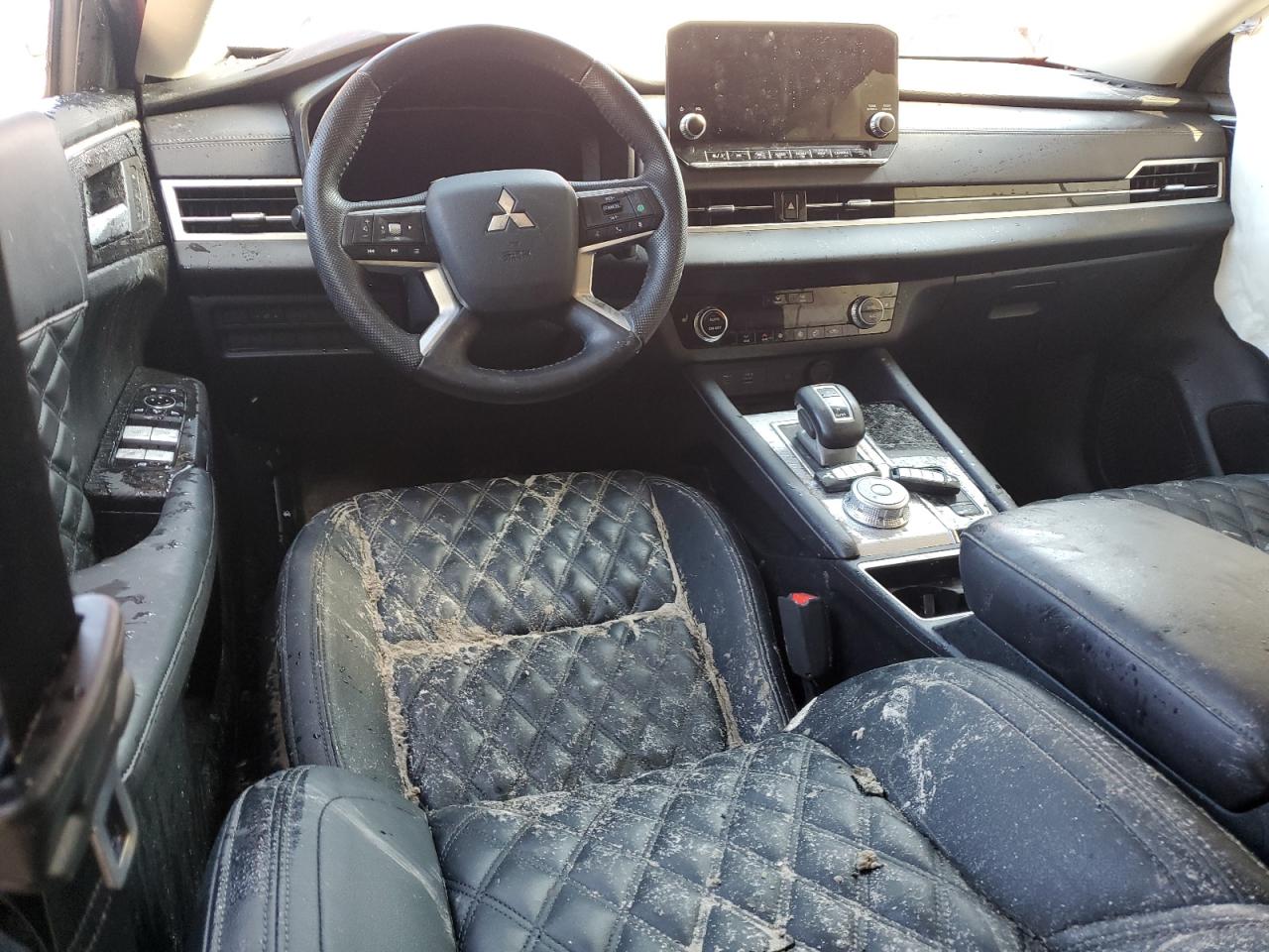 JA4J3VA87PZ032960 2023 Mitsubishi Outlander Sel