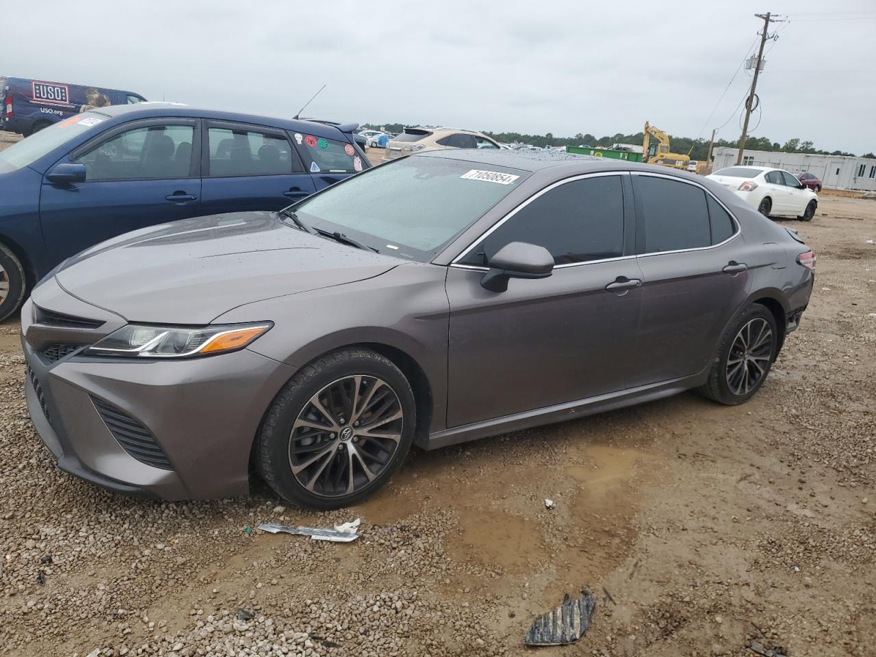 4T1B11HK3JU007547 2018 TOYOTA CAMRY - Image 1