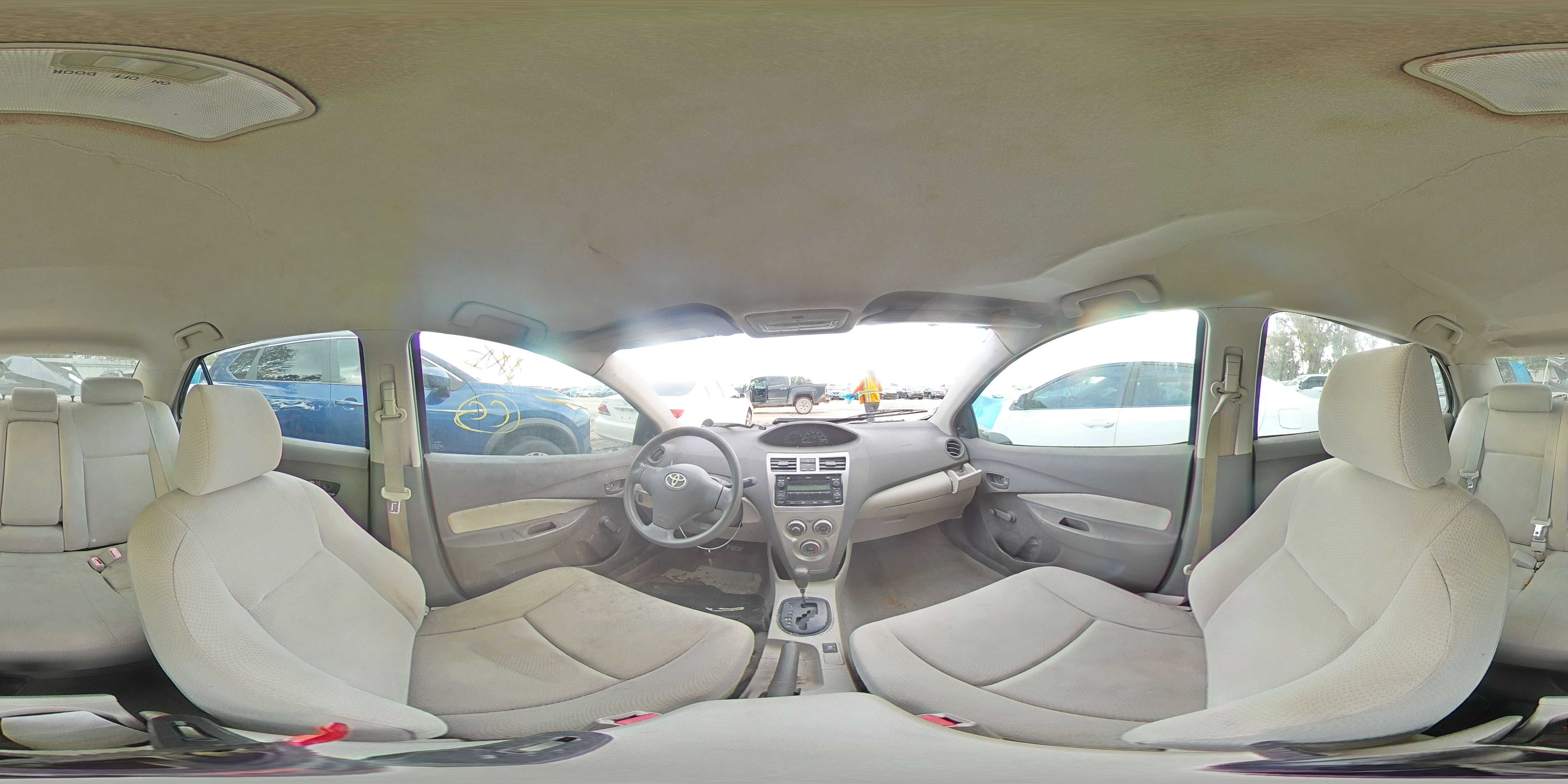 2010 Toyota Yaris VIN: JTDBT4K32A1390917 Lot: 73411964