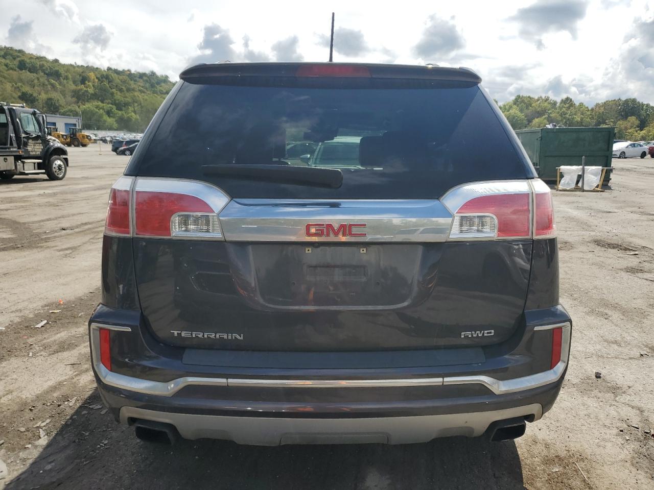 2GKFLVE3XG6355880 2016 GMC Terrain Denali