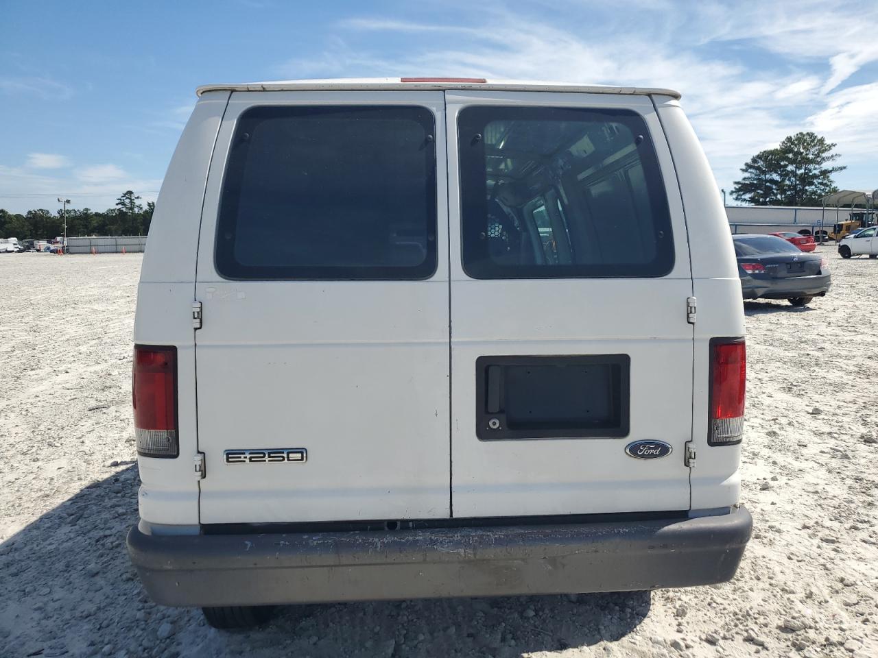 1FTNE24WX6DB26708 2006 Ford Econoline E250 Van