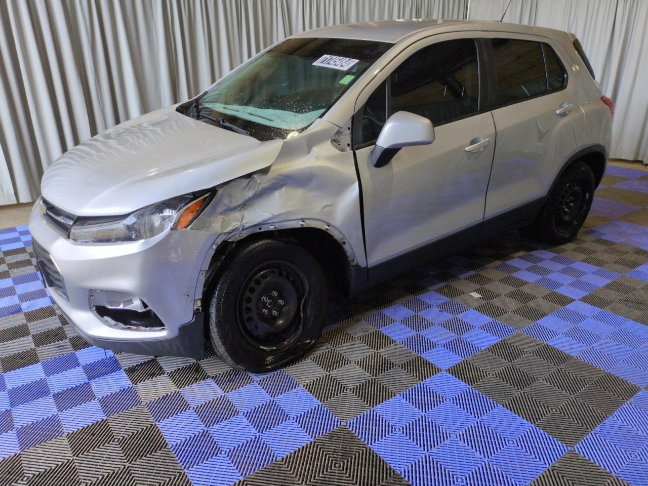 3GNCJKSB4JL280893 2018 Chevrolet Trax Ls