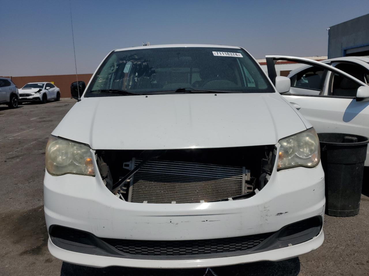 VIN 2C4RDGCG4ER245586 2014 DODGE CARAVAN no.5