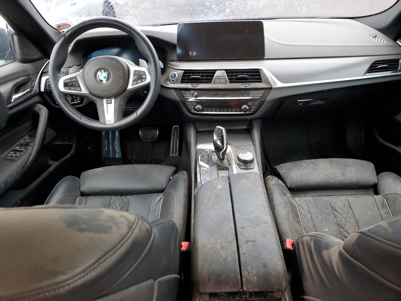 WBA13BK09PCM16851 2023 BMW M550Xi