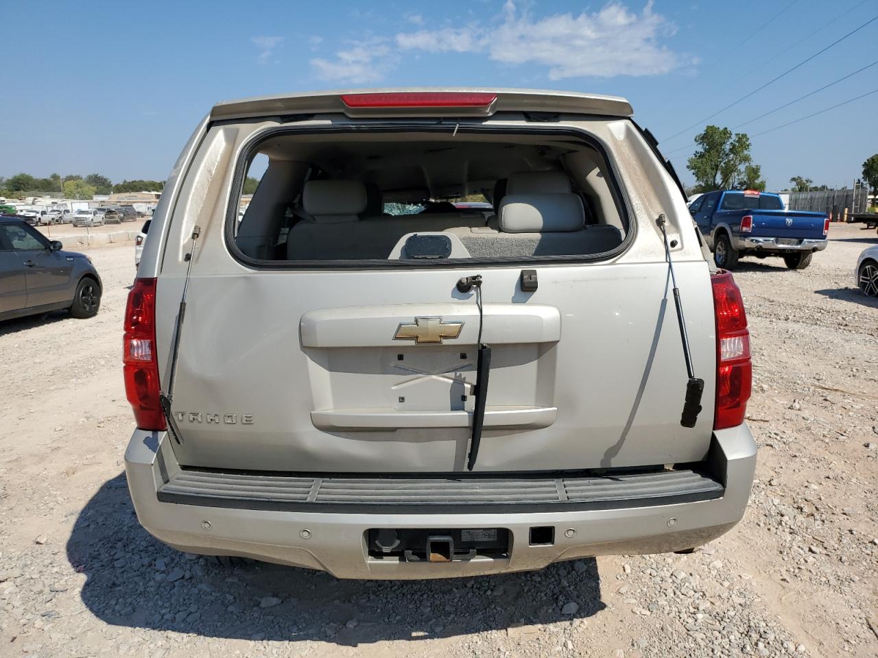 2007 Chevrolet Tahoe - Image 6