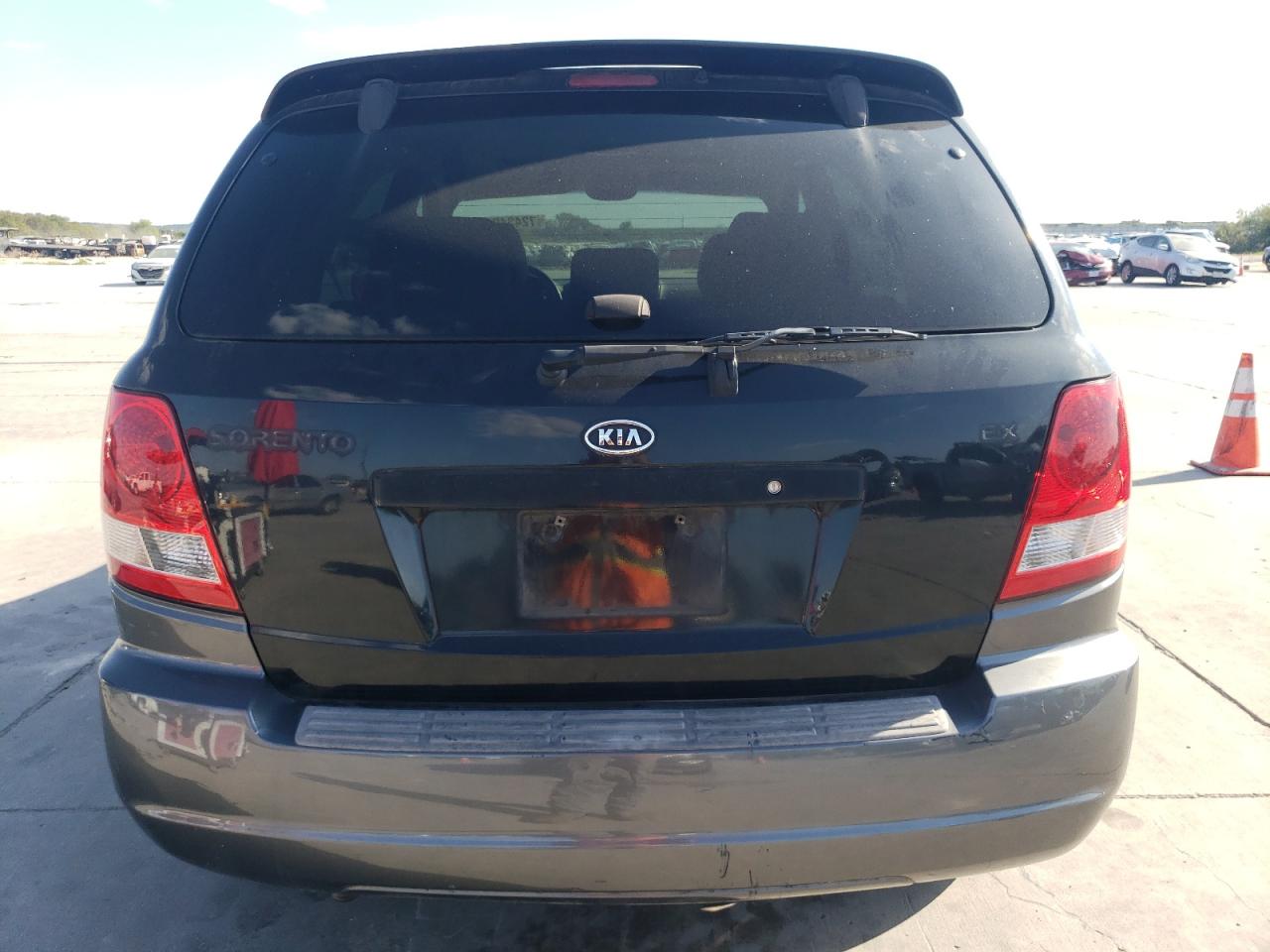 2002 Kia Sorento Ex VIN: KNDJC523X25008774 Lot: 72434914
