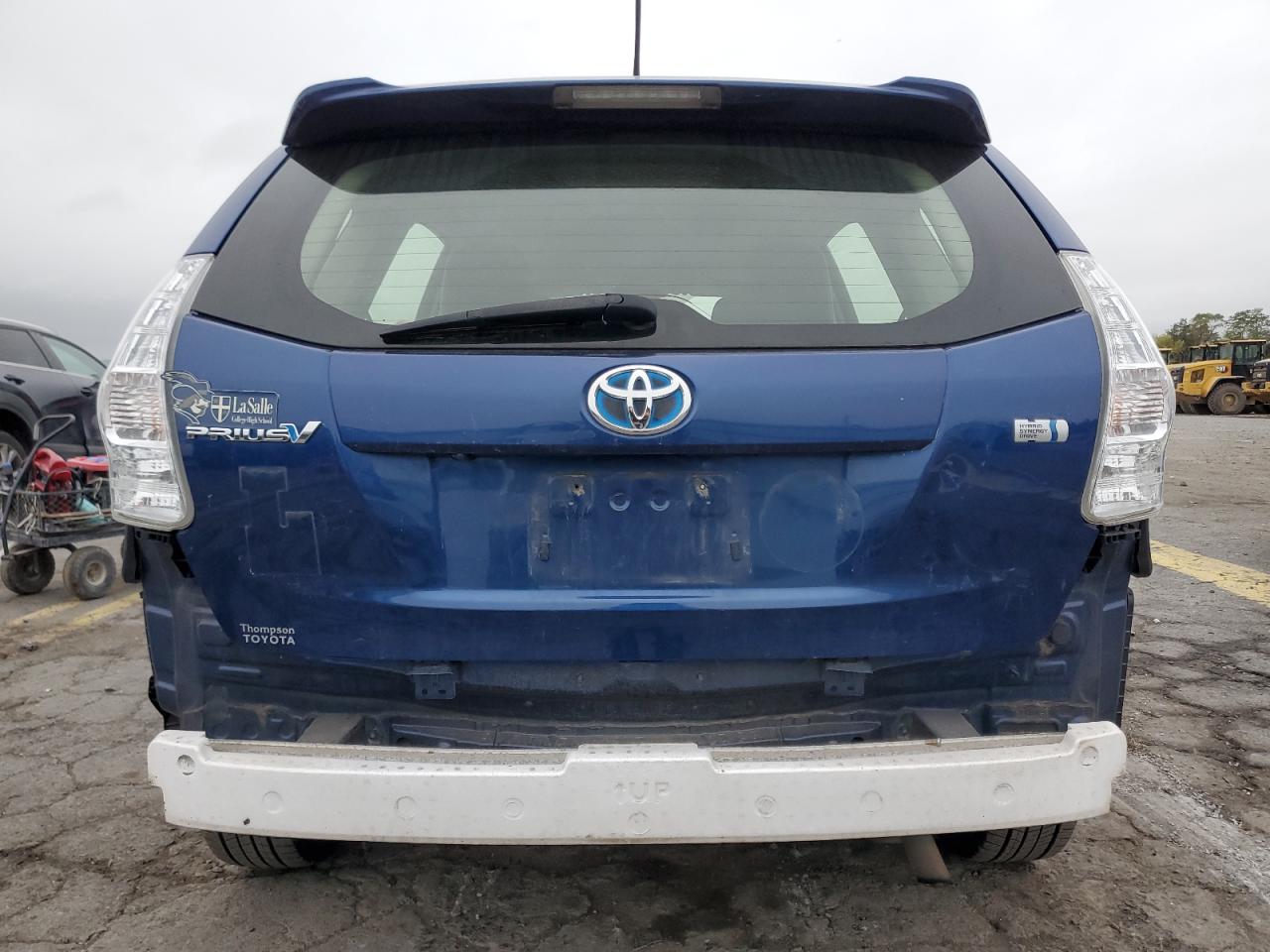 JTDZN3EU4E3332342 2014 Toyota Prius V