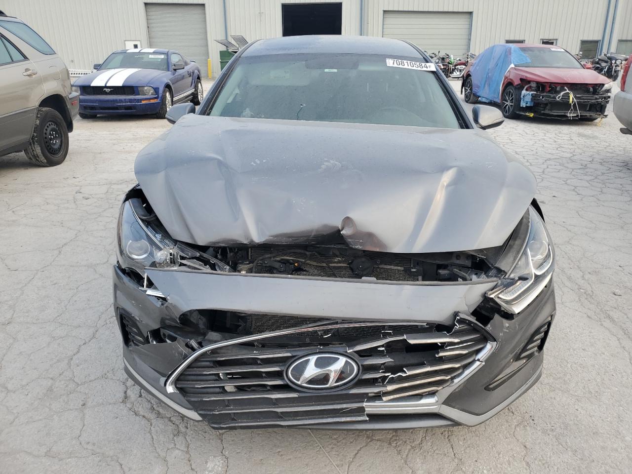 2018 Hyundai Sonata - Image 5