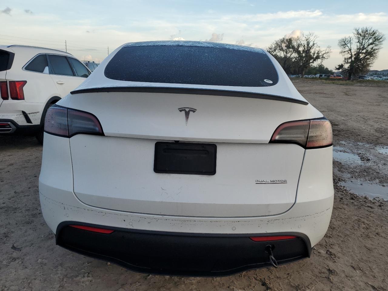 7SAYGDEF5NF378135 2022 Tesla Model Y