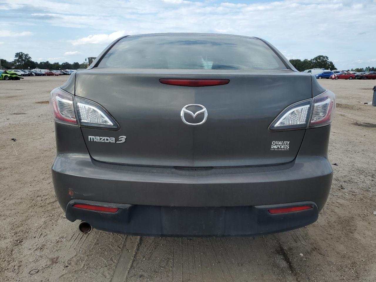 2011 Mazda 3 I VIN: JM1BL1VF2B1435361 Lot: 71947414