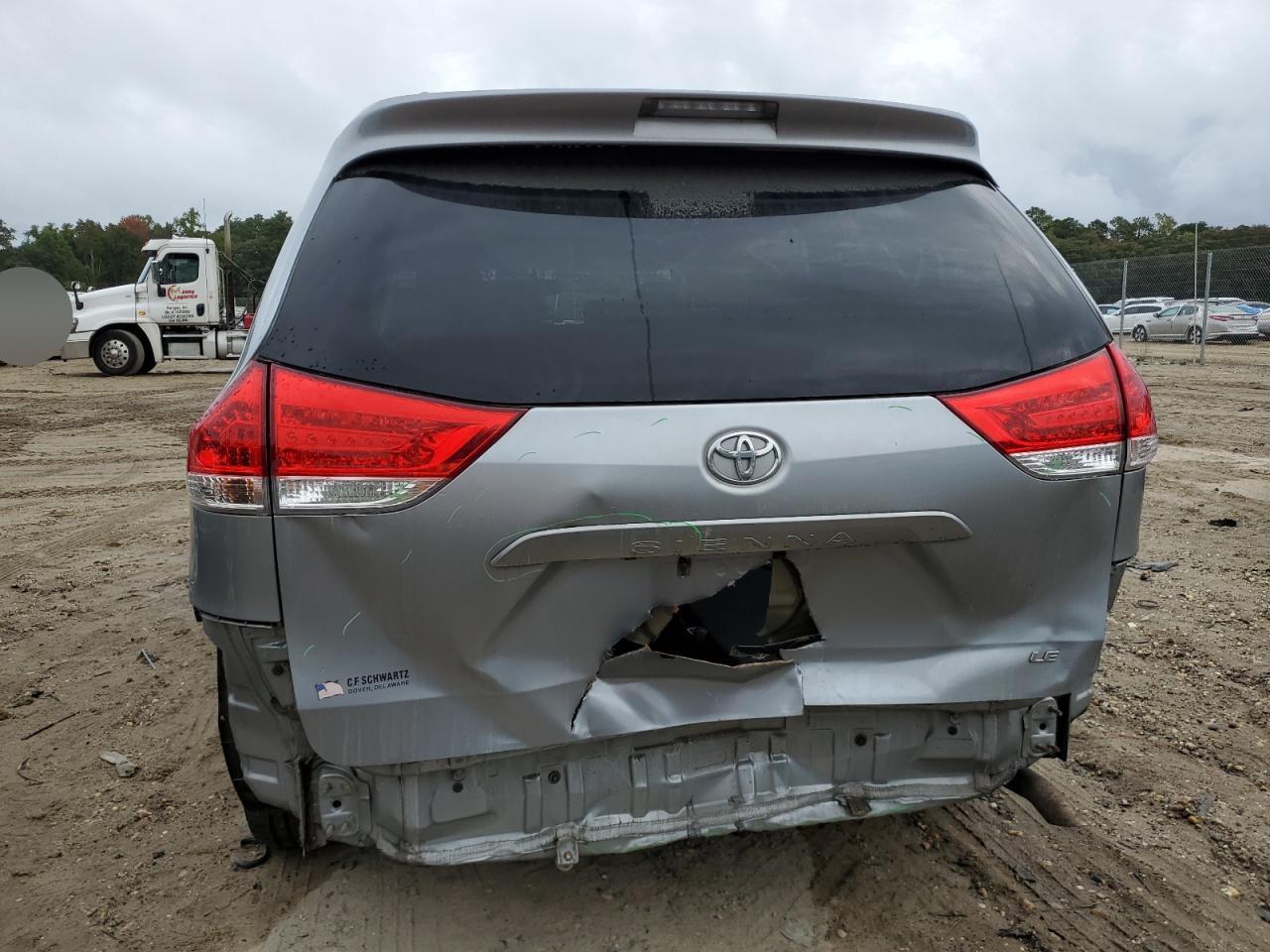 2014 Toyota Sienna Le VIN: 5TDKK3DCXES493294 Lot: 71277024