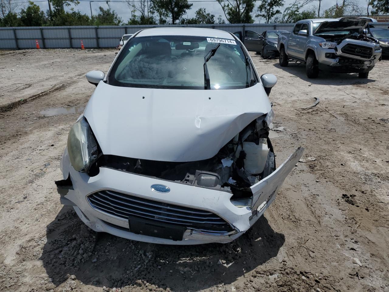 VIN 3FADP4AJ3JM103686 2018 FORD FIESTA no.5