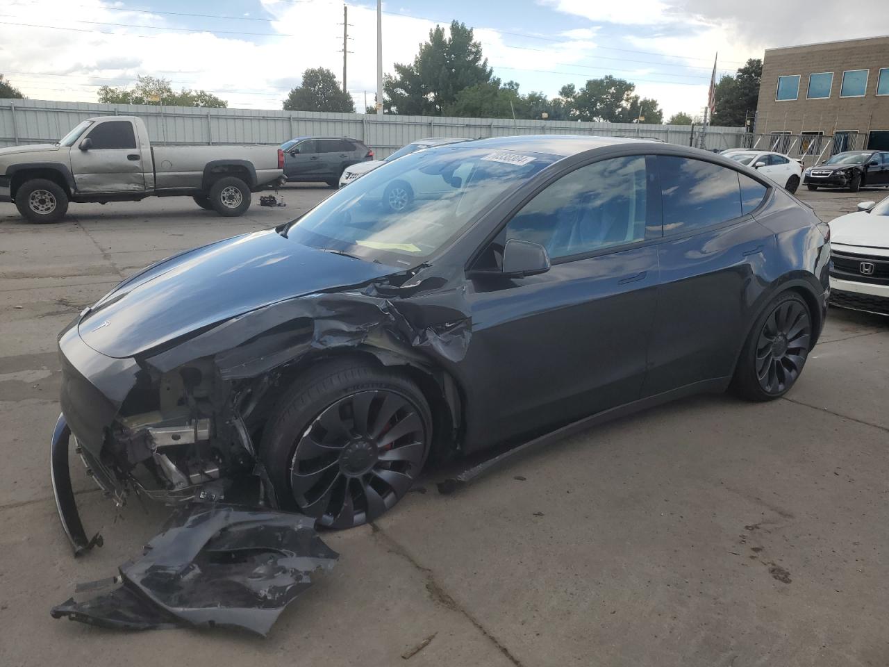 7SAYGDEF7RF038944 2024 TESLA MODEL Y - Image 1