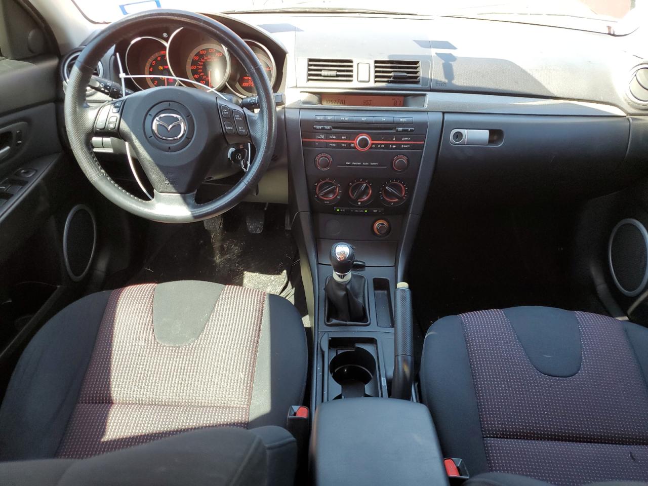 2006 Mazda 3 - Image 8