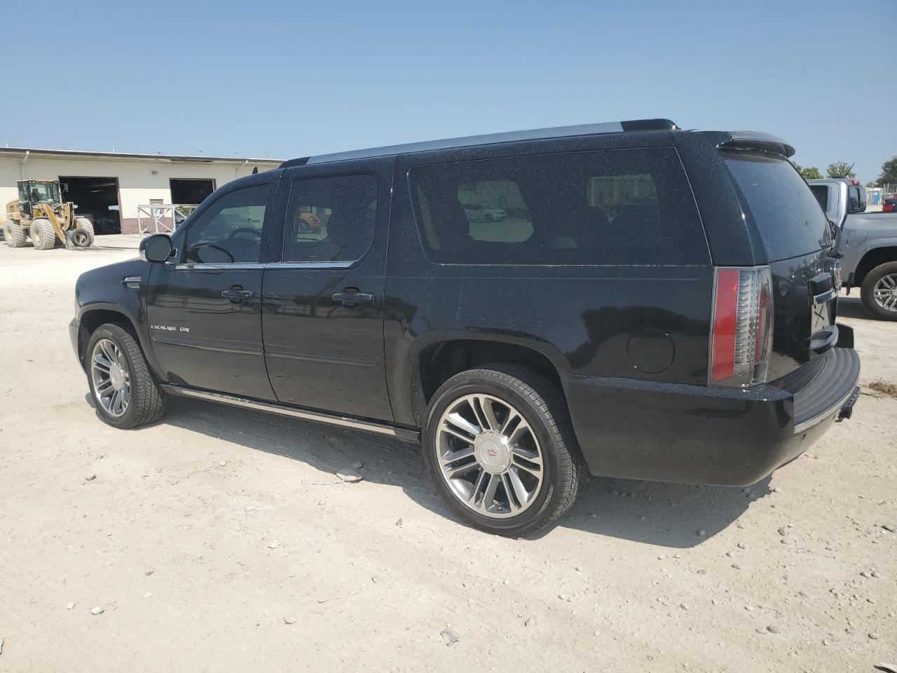 2013 Cadillac Escalade - Image 2