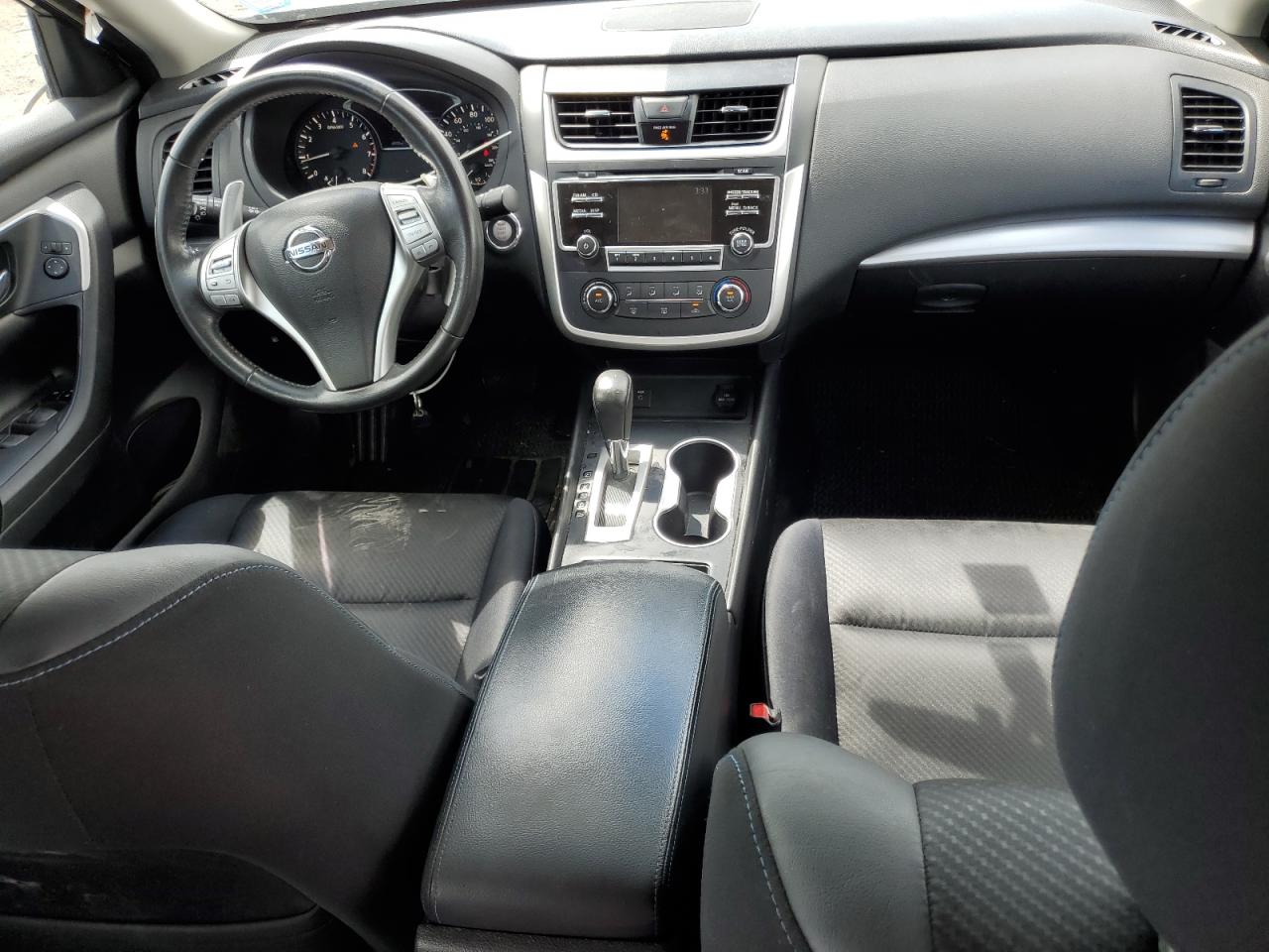 2017 Nissan Altima - Image 8