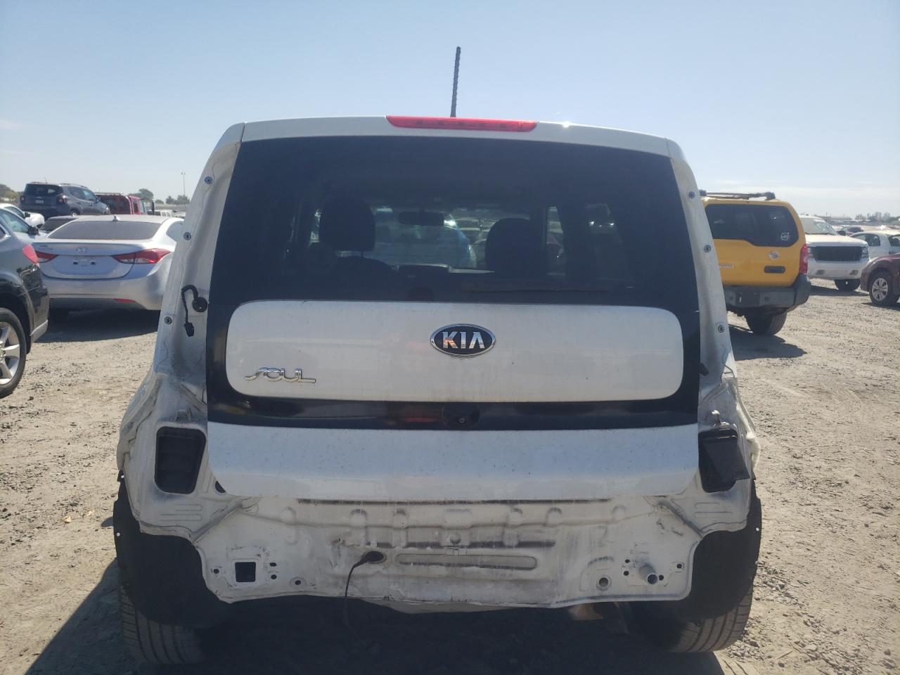 KNDJP3A56G7342632 2016 Kia Soul +