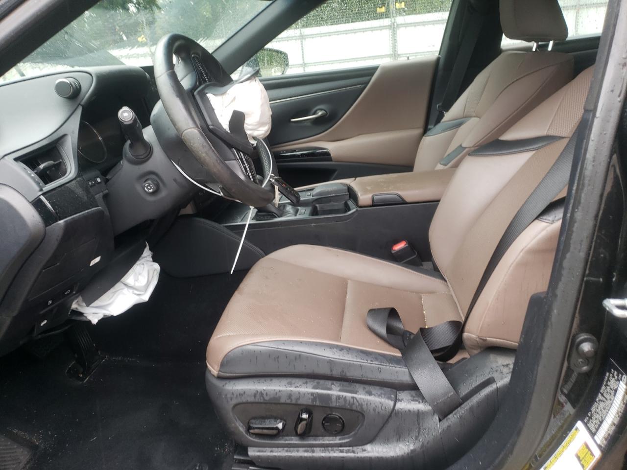 2022 Lexus ES - Image 7