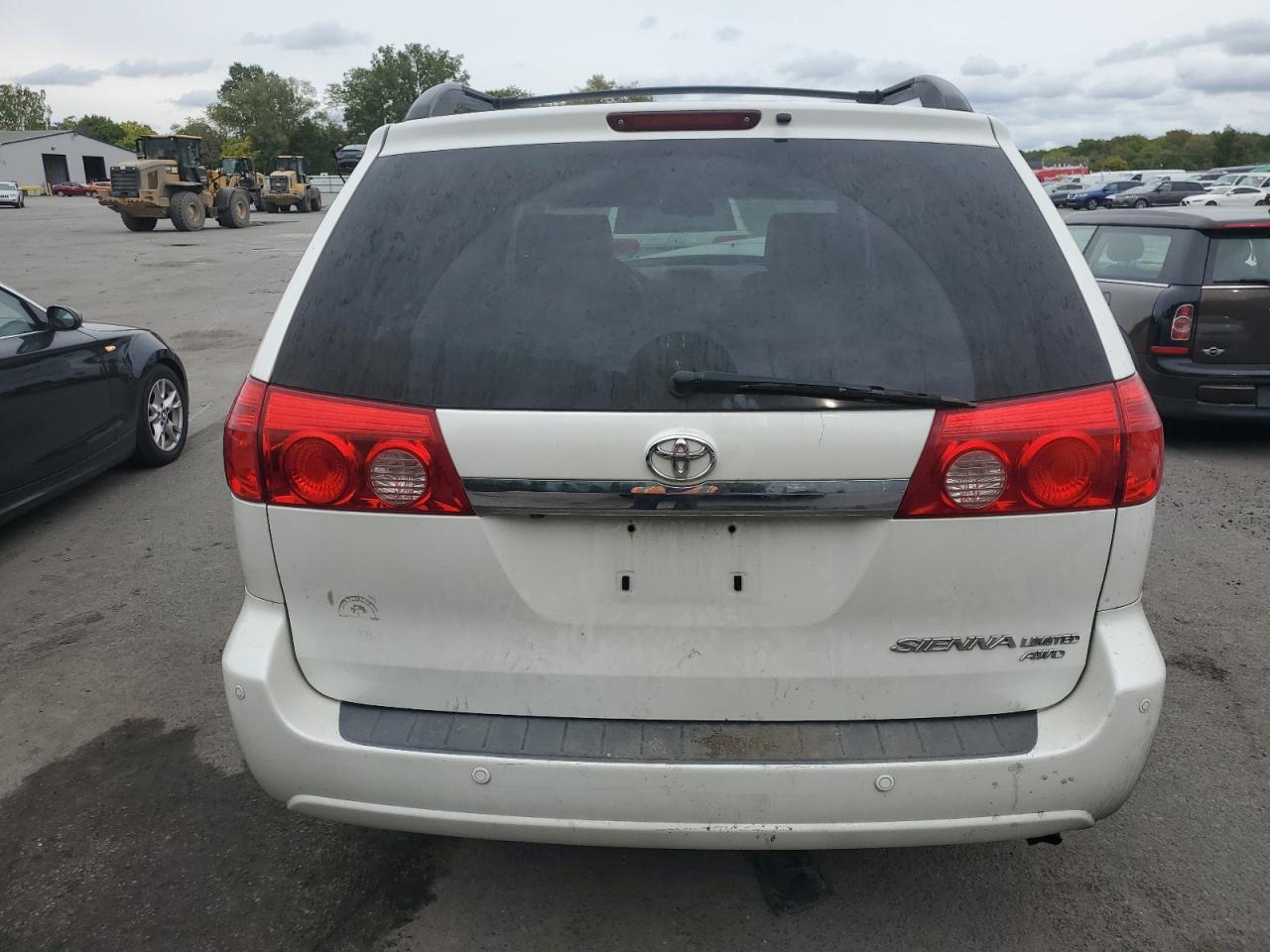 5TDDK4CC0AS030333 2010 Toyota Sienna Xle